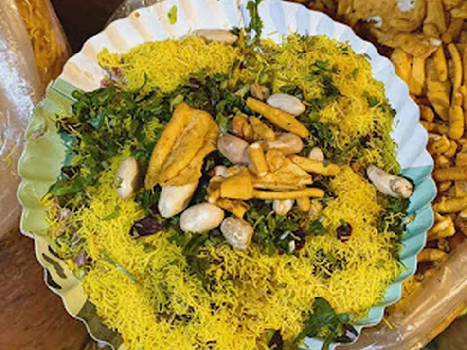 Rekha's golgappa centre