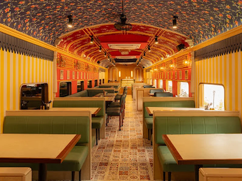Royal Carriage Bandra