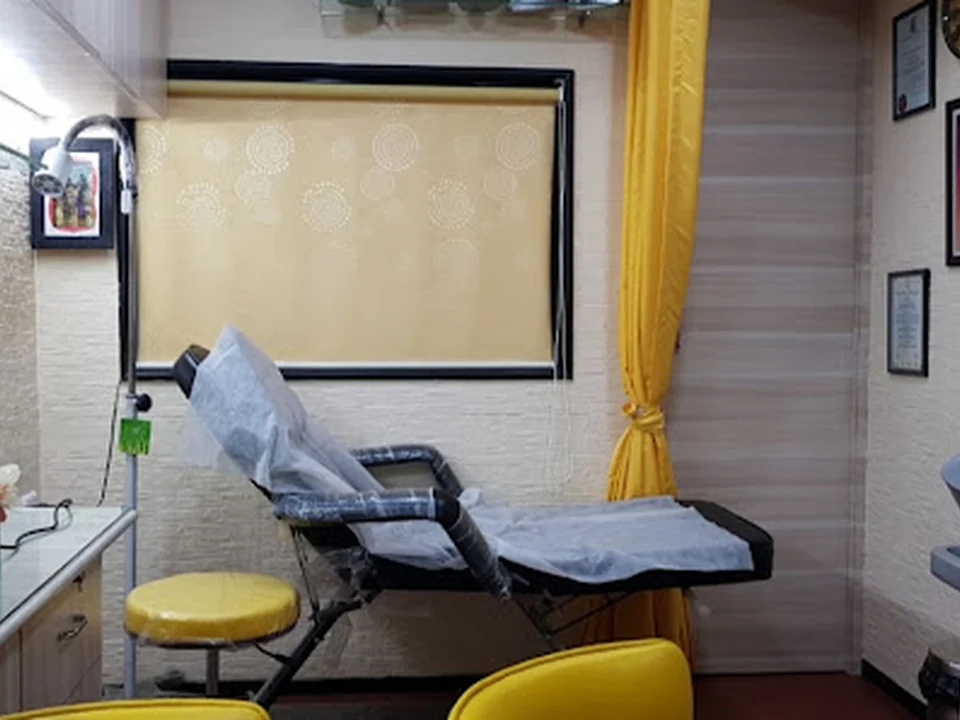 Skin Crest Clinic- Dr. Kruti Banodkar & Dr. Pravin Banodkar