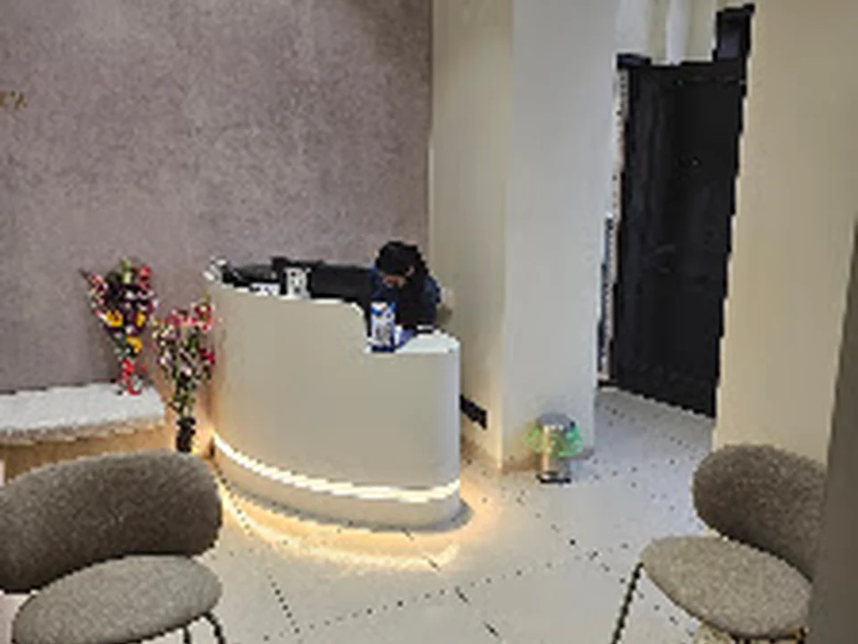 SkinGenious Colaba - Dermat, HiFU, Botox, Dermal Fillers Specialist