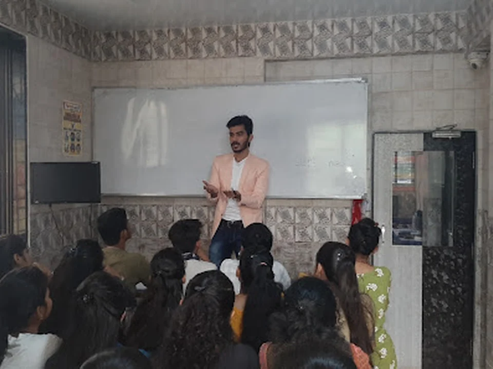 Speakwell English academy - Dahisar east