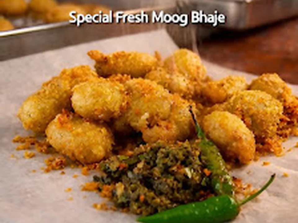 Tayde wadapav - swayam sahayata aashray bachat gat nashta centre