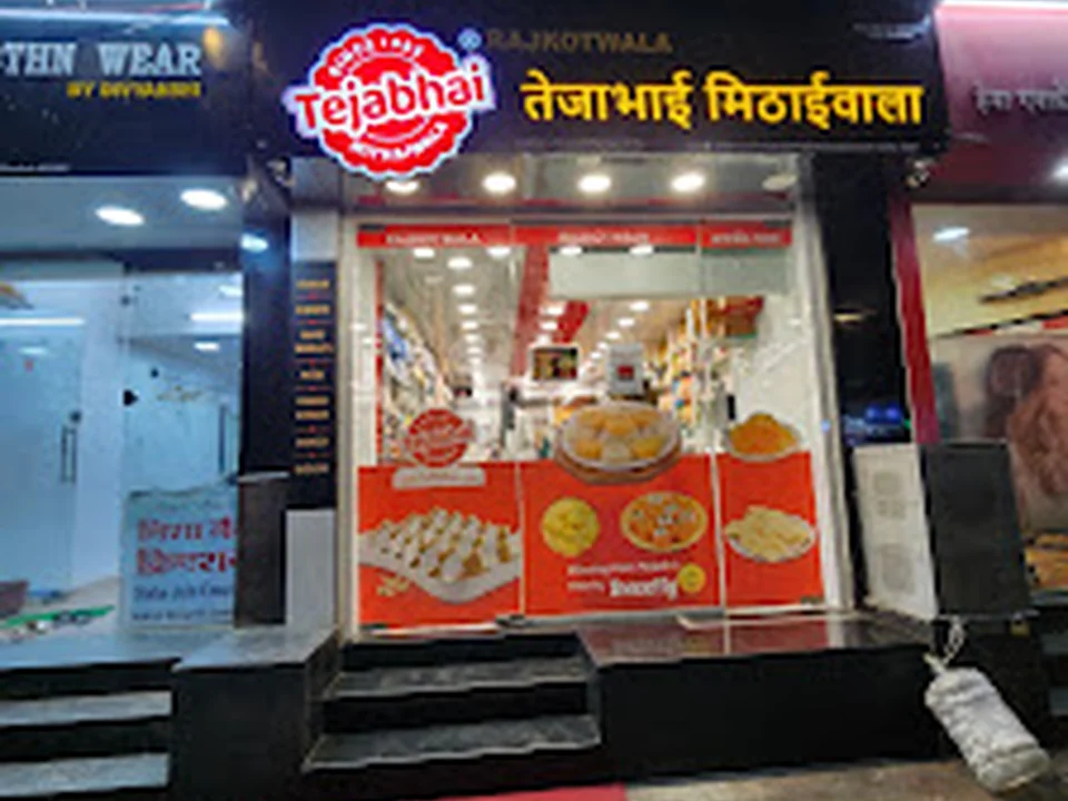 Tejabhai Mithaiwala-Best Jain farsan/Fresh mithais/Best Shrikands varieties/Best sweet shop in Mumbai Central