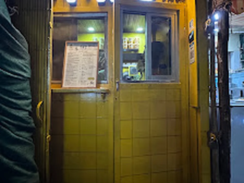 The Roll Company (TRC) - Bandra