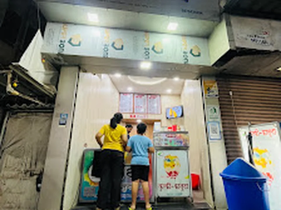 Vaidya Kulfi's and Falooda