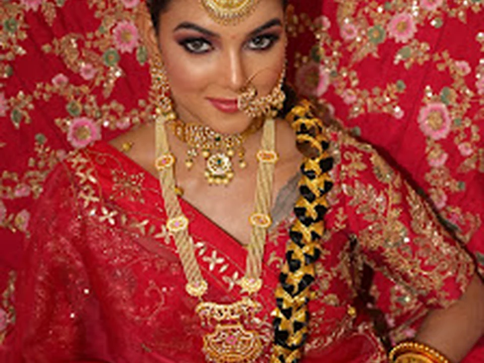 Varshaa Shah Bridal Makeup Artist