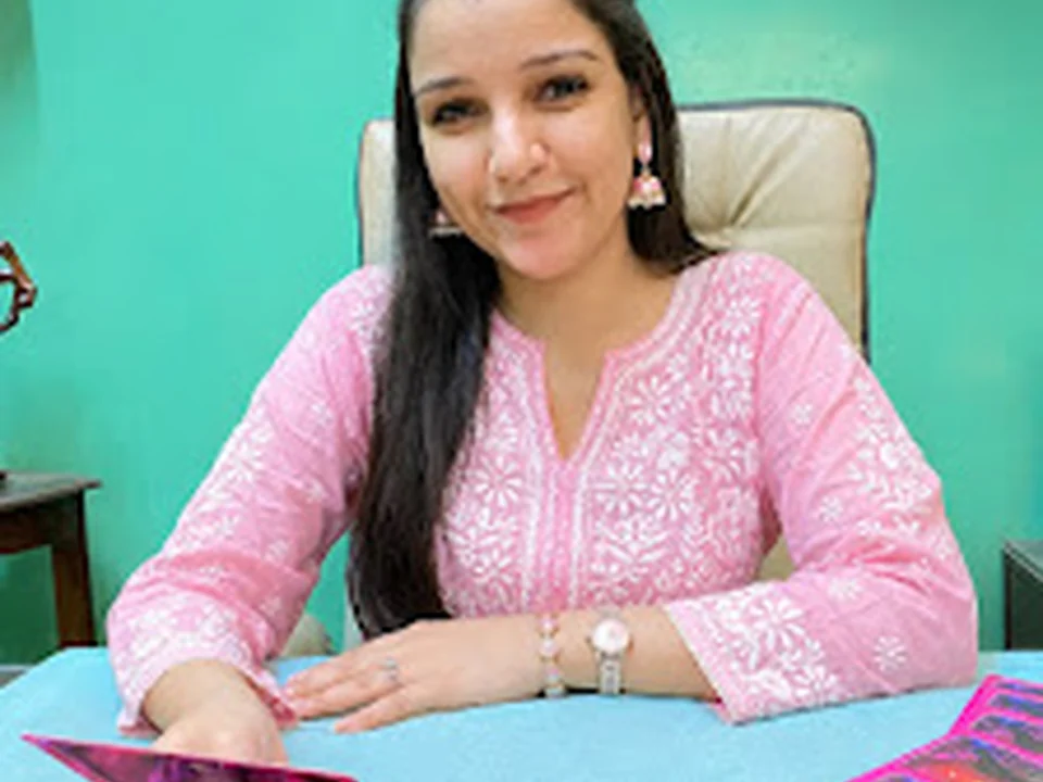 Vision of Sai Tarot Card Expert