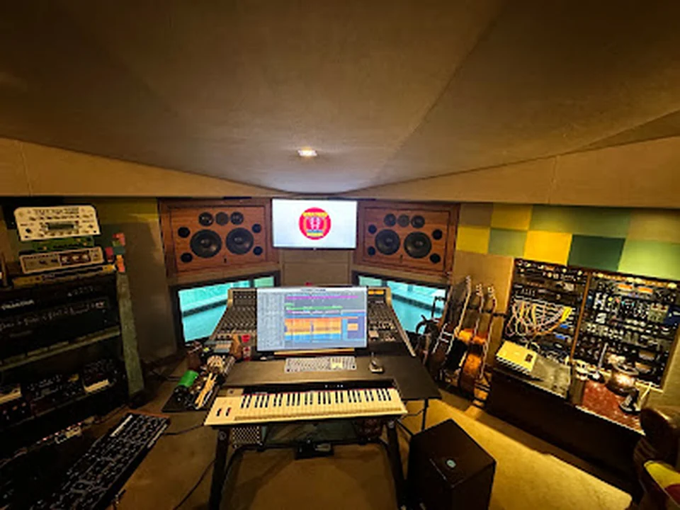 Wah Wah Music
