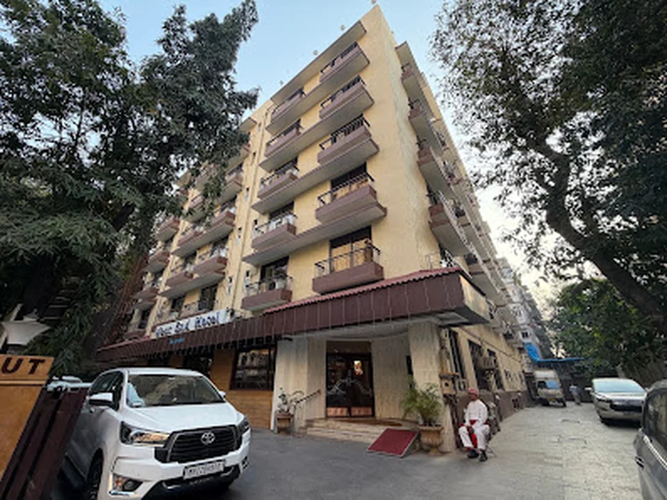 West End Hotel