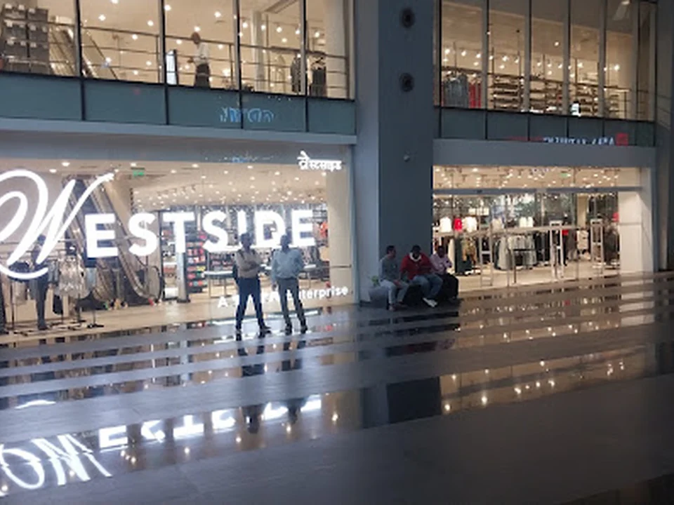 Westside - Kohinoor Square, Dadar, Mumbai