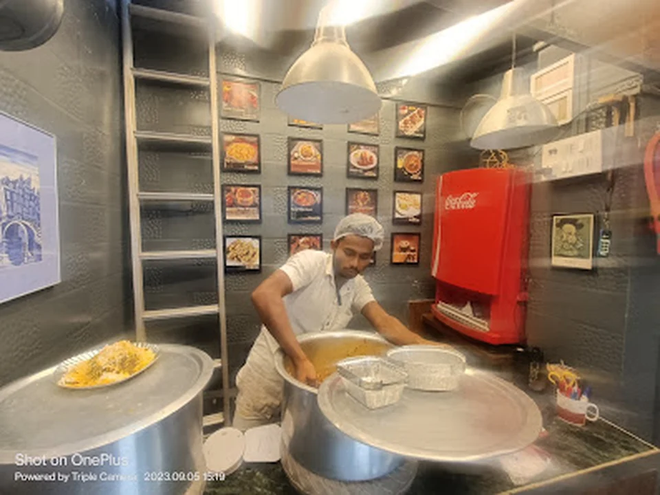 Biryani Pot Lower Parel namfull namlast, Mumbai