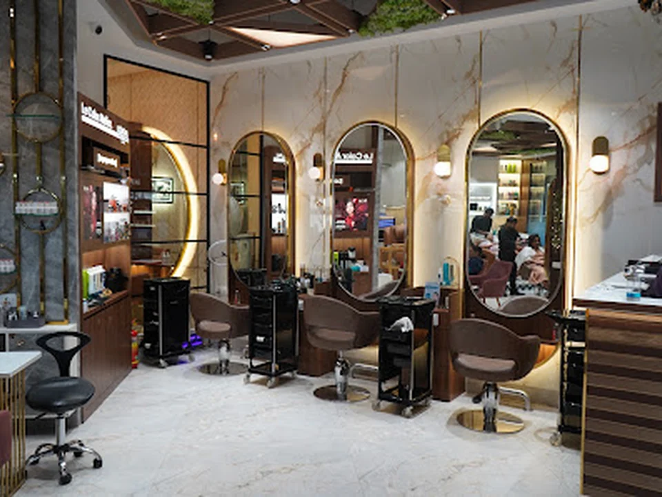 Envi Salon & Spa - Sion Circle, Sion, Mumbai