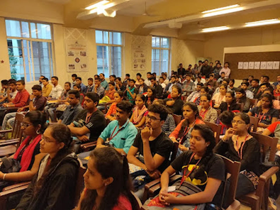 iiiEM Thane - Institute of Import & Export Management Training Course Study Business Consultant, Mumbai