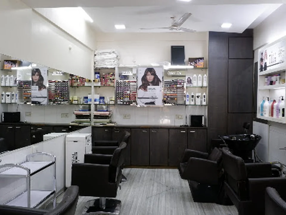 Hair Plus Salon (Hanuman Road), Mumbai