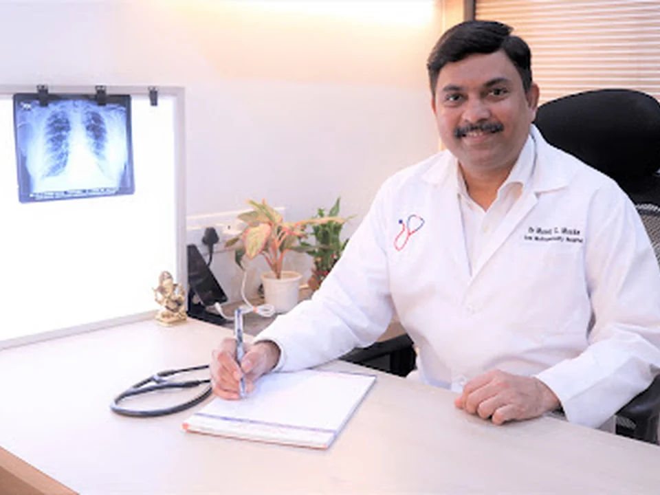DR MANOJ MASKE, Mumbai