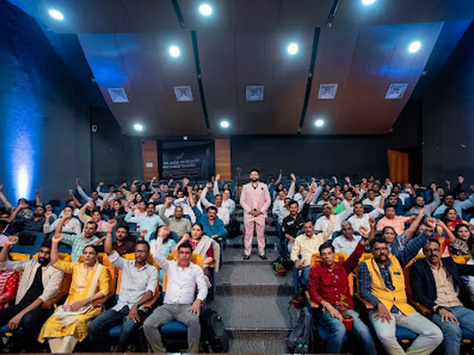 Nilesh Patil | Best Stock Market Course in Mumbai | Share Market Classes in Mumbai | Live Trading | Learn Option Trading