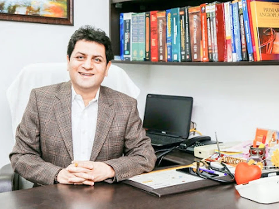 Ravi Gupta Heart Clinic - Best Cardiologist In Mumbai Central | Pacemaker ,AICD, Angioplasty Surgeon I Senior Heart Docto