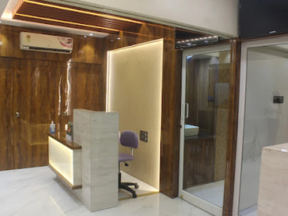 Enhance Aesthetic Clinic : Botox & Hair PRP Treatment | Chemical Peel | Best Hair Transplant Clinic in Mumbai