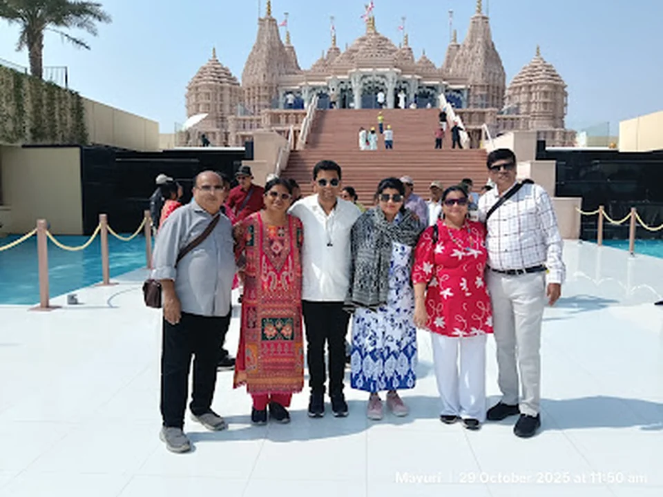 Vinayak Holidays,Vinayak tours and travels,Nirav sanghavi, Mumbai