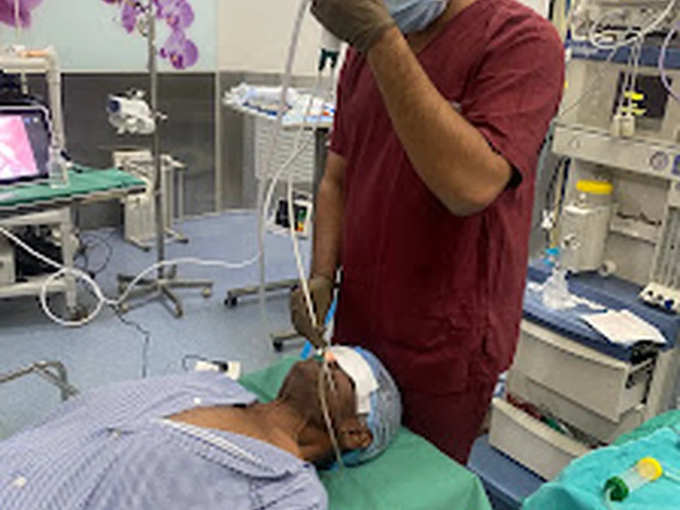 Dr Madhav Dawkore – Pulmonologist & Allergist Navi mumbai