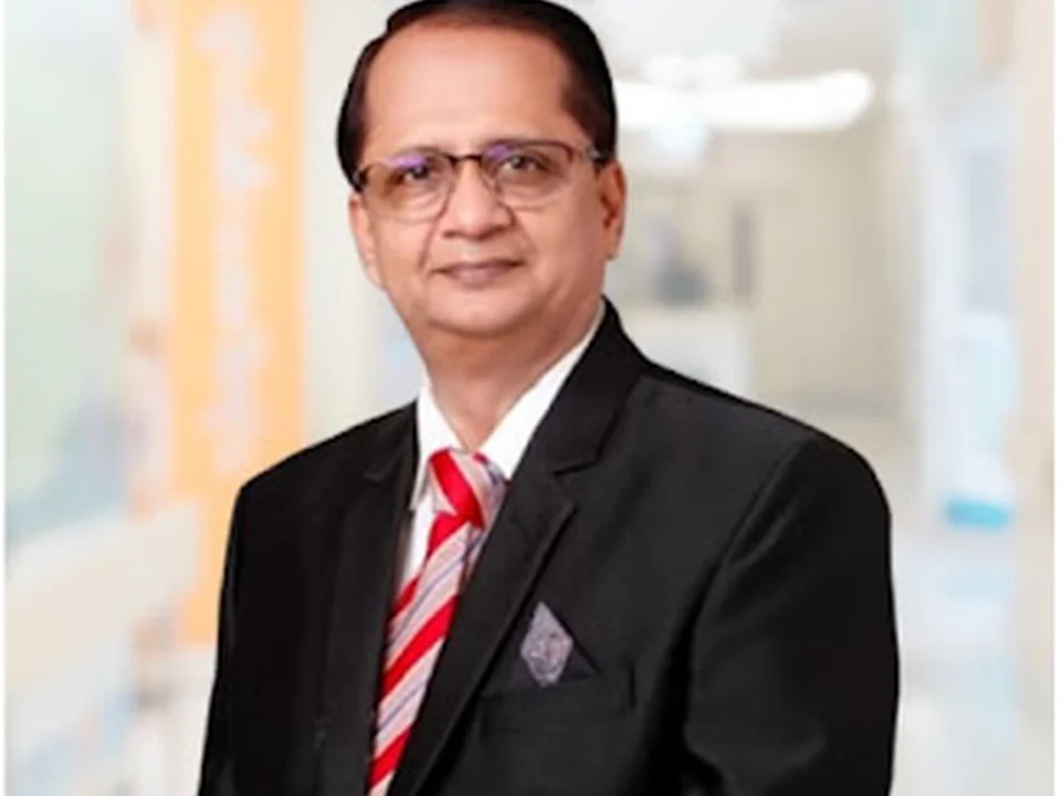 Dr Sanjay Dudhat - Surgical Oncologist | Breast l Head Neck l Gastrointestinal l Gynecological Cancer Doctor in Andheri, Mumbai