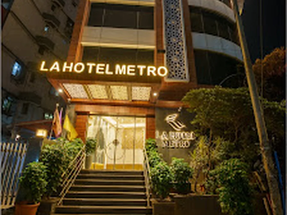 LA HOTEL METRO, Mumbai