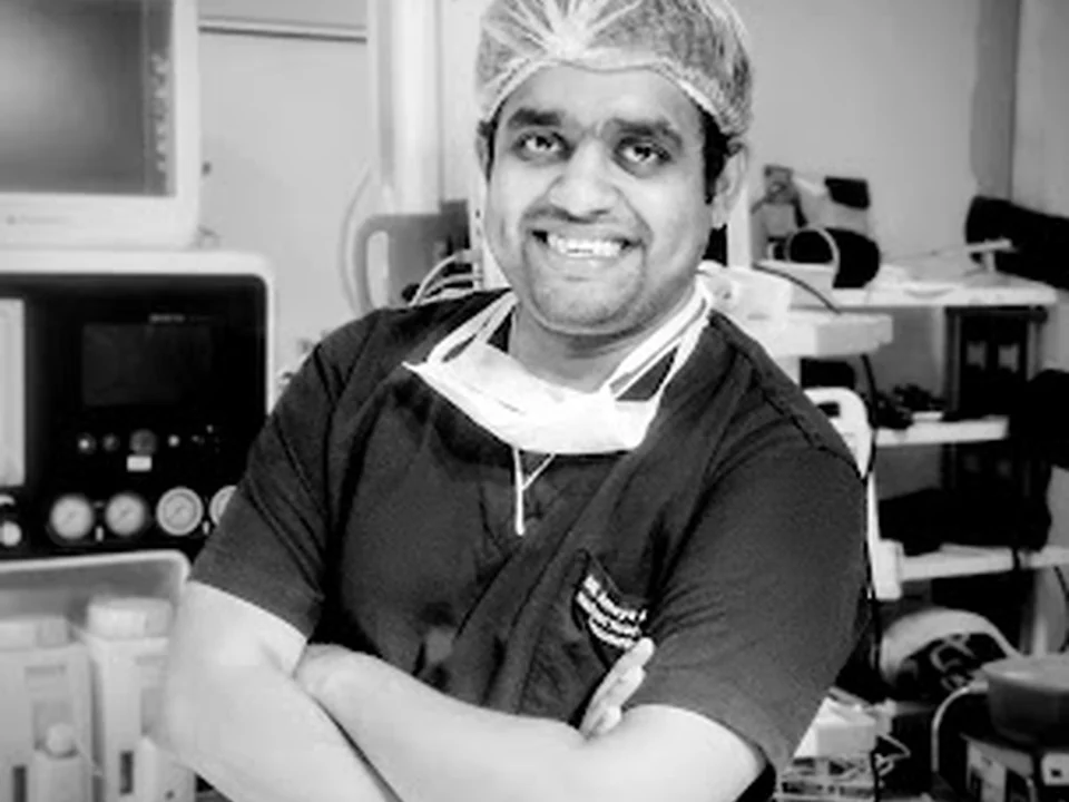 Dr. Ameya Pai - Oral & Maxillofacial Surgeon in Mumbai | Head and Neck Oncosurgery | Mouth Cancer Treatment in Borivali