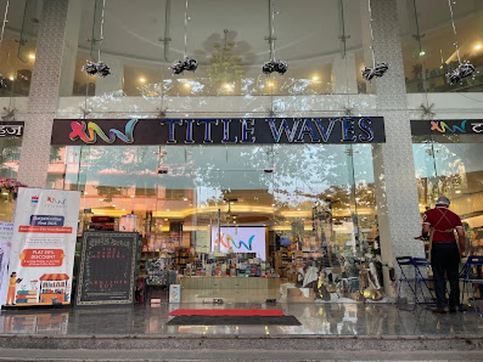 Title Waves, Mumbai