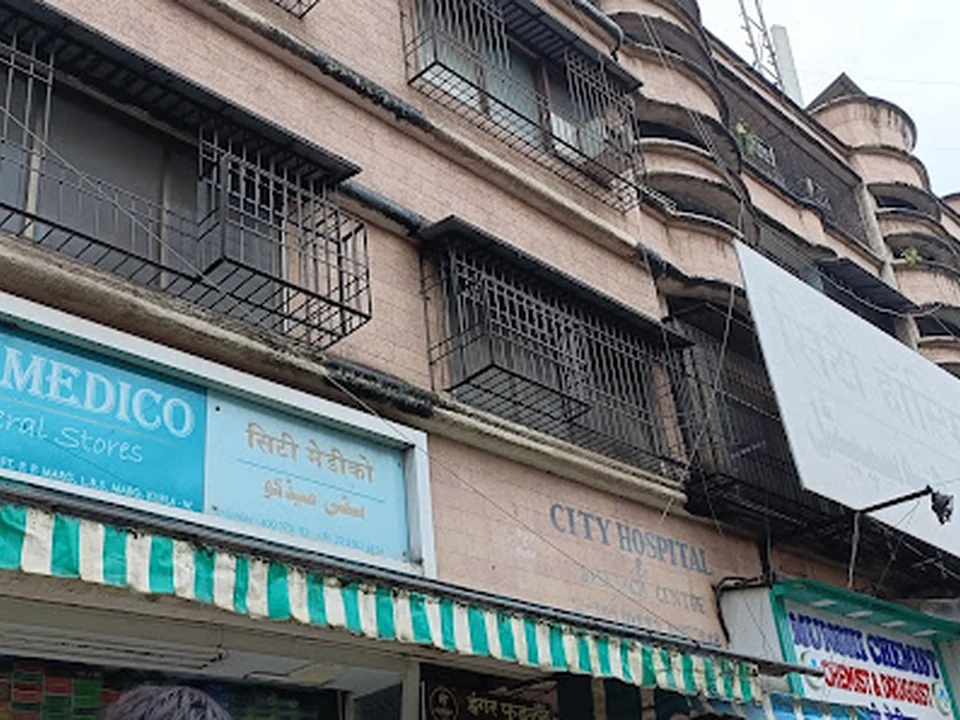 Dr. Aslam Khan Clinic, Mumbai