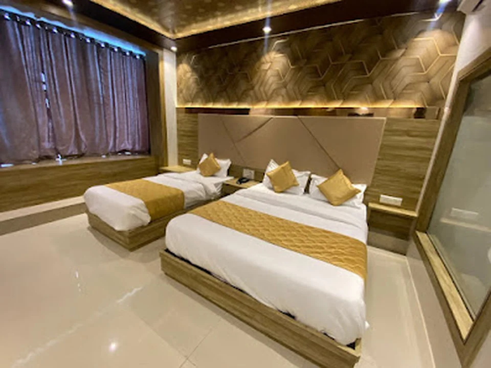 Hotel BKC Crown, Mumbai