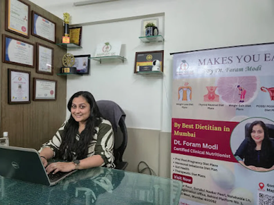 Makes You Eat by Dt. Foram Modi | Clinical Dietitian & Nutritionist | Mumbai