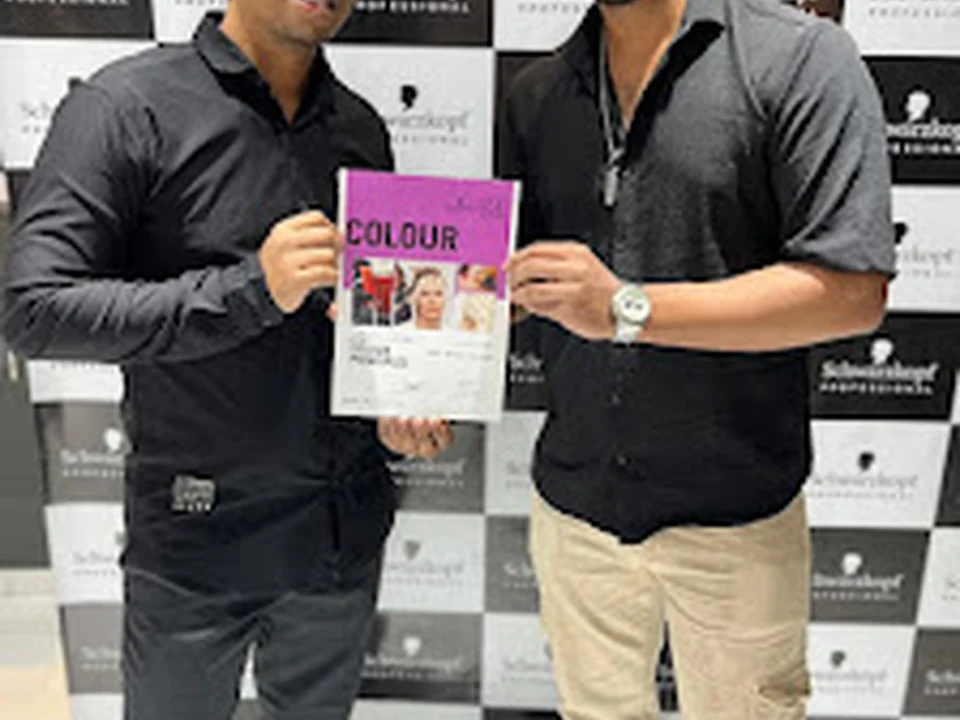 Dyson Hair Studio - Unisex Salon, Mumbai
