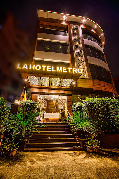 LA HOTEL METRO