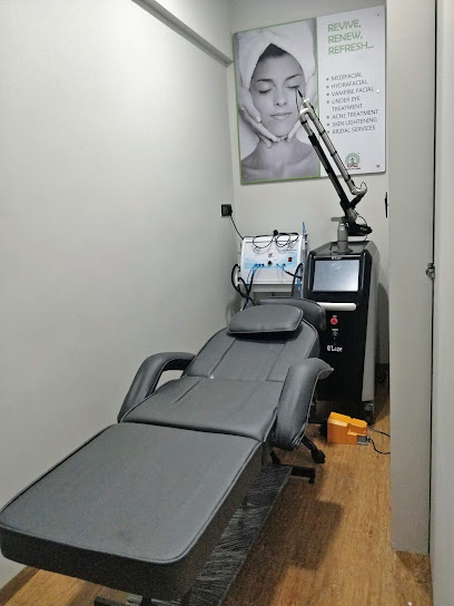 DERMATREE Skin And Hair Clinic - Dr. Mansukh ghalla, Dr. Priyal Gala, Dr. Prasad Wankhede.