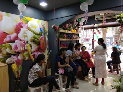 FlowerAura : Flower & Cake Shop in Mumbai