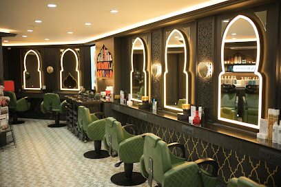 The Black Dahlia unisex salon