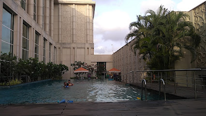Taj Santacruz