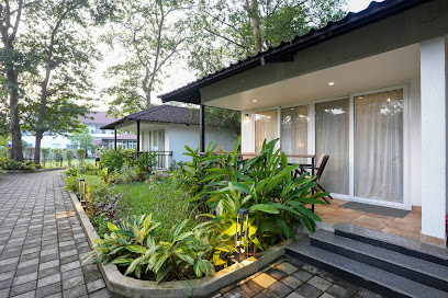Silver Oak Tropical Resort