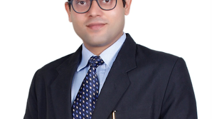 Dr Shailesh Mishra - Best Orthopaedic & Joint Replacement Doctor in Goregaon. Arthroscopy, Shoulder, Knee Replacement Surgeon