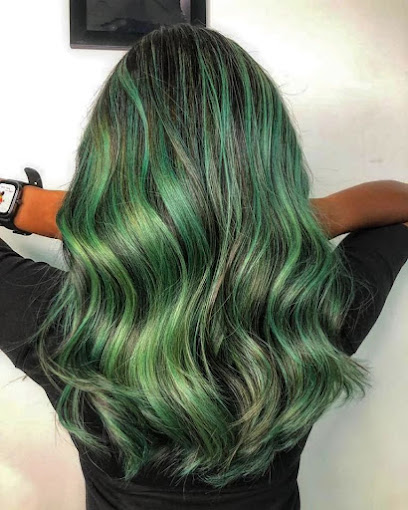 BBLUNT Salon - Juhu, Mumbai