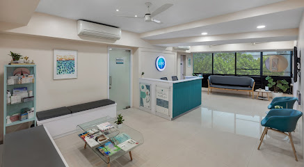 Auro Skin Clinic | Dr Avina Jain | Skin Specialist | Best Dermatologist in Mumbai