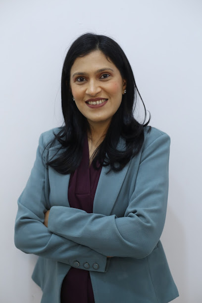 Dr Amiti Shah | Top 3 Plastic Surgeon in Mumbai | Liposuction | Rhinoplasty | Breast Implants | Mommy Makeover