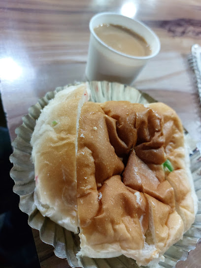 Qutuz Irani Tea Hotel